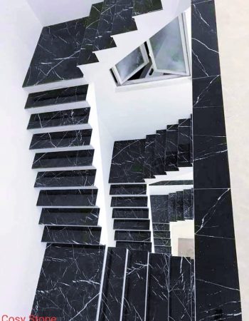 mẫu đá ốp cầu thang màu đen vân trắng